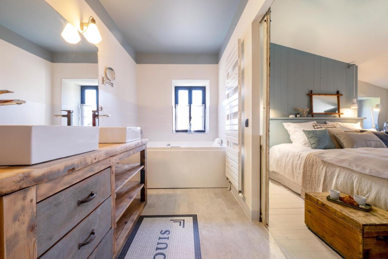 B&B Le Carre 1705 อ็องกูแล็งส์-ซูร์-แมร์ ภายนอก รูปภาพ